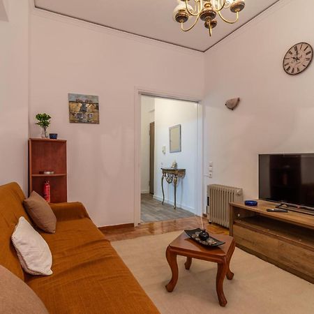 Studio Melange In Loutraki Dt Kültér fotó
