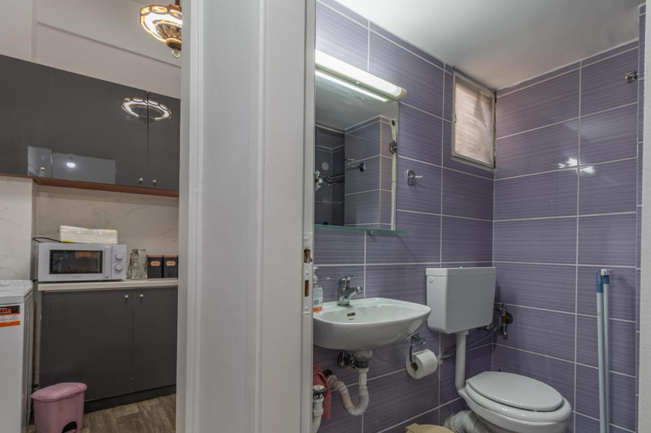 Studio Melange In Loutraki Dt Kültér fotó